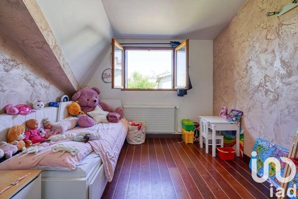 Maison 5 pièces de 140 m² à Cachan (94230)