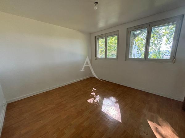 Appartement Villiers/orge 1 pièce(s) 27 m2
