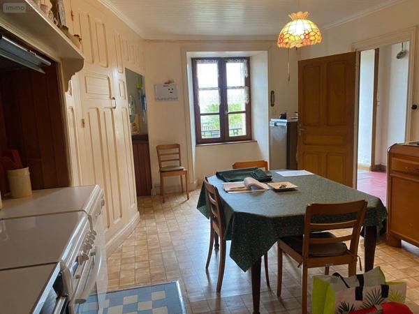 Corps de ferme à vendre à Saint-Saturnin dans le Cantal (15190), ref : BM/2052   
Soulages