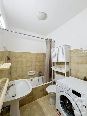 Appartement F1 à vendre  1 pièce - 30 m 2   CANNES  - 06