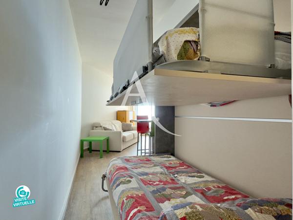 PALAVAS-LES-FLOTS - RIVE DROITE - STUDIO - 27 M2 - ASCENSEUR - TERRASSE - VUE MER.