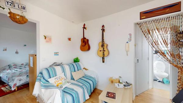 Location                                                      Appartement
                        
                                         23 m2                     à Joinville-le-Pont