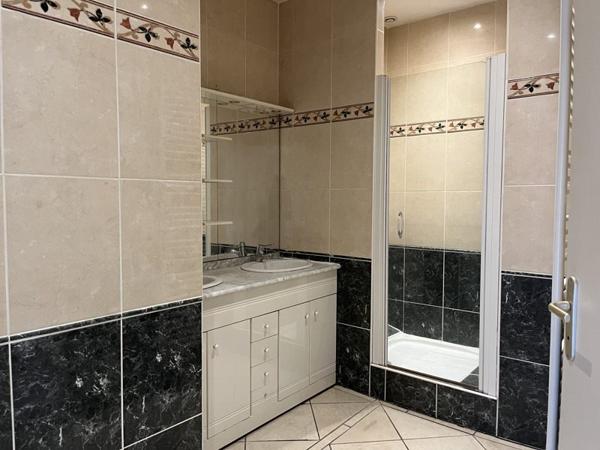 Immeuble à vendre 265 500 € Decazeville 280 m² DPE C