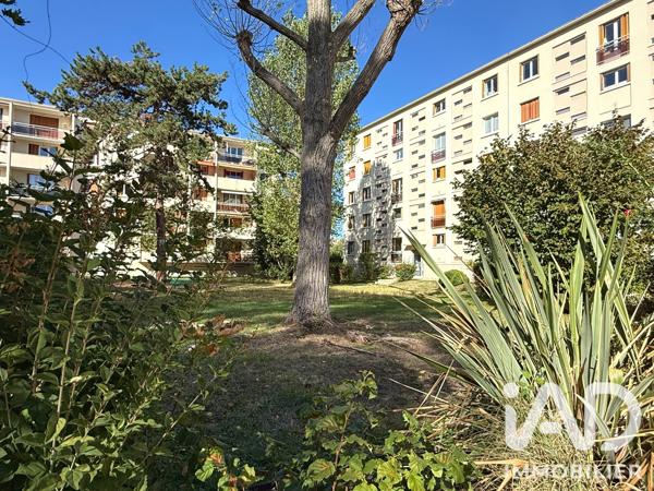 Appartement à vendre 4 pièces 70,6 m² Le Pecq