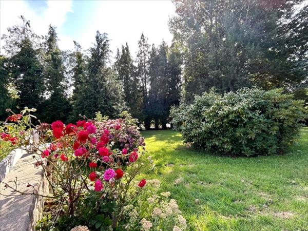 TRES BEL ESPACE A VIVRE MAISON IMPECCABLEMENT ENTRETENUE