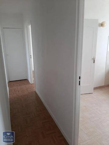 Appartement à louer 4 pièces 72.71m²