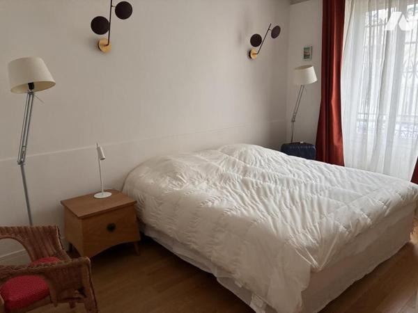 Appartement avec jardin privatif de 90 m² environ.