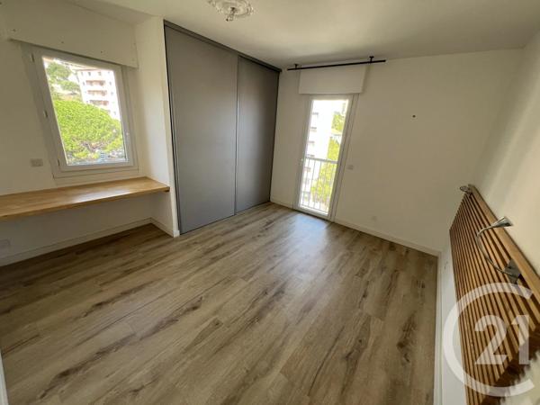 Appartement F4 à vendre  4 pièces - 106 m 2   BASTIA  - 202