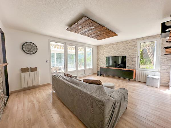 Grasse (06130) COUP DE COEUR - EXCLUSIVITE - 4 pièces avec 300m2 de jardin privatif.