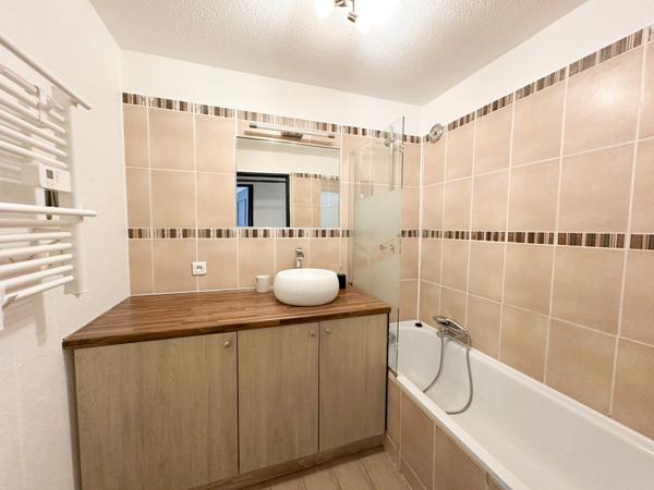 Grasse (06130) COUP DE COEUR - EXCLUSIVITE - 4 pièces avec 300m2 de jardin privatif.