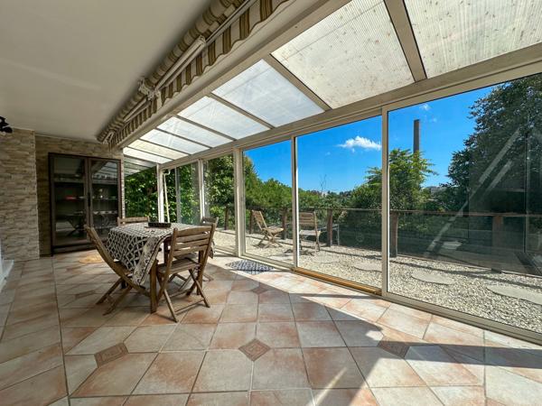Grasse (06130) COUP DE COEUR - EXCLUSIVITE - 4 pièces avec 300m2 de jardin privatif.