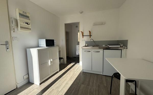 Appartement à louer    1 pièce • 11,49 m2 Poitiers