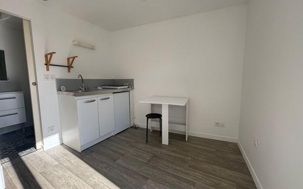 Appartement à louer    1 pièce • 11,49 m2 Poitiers