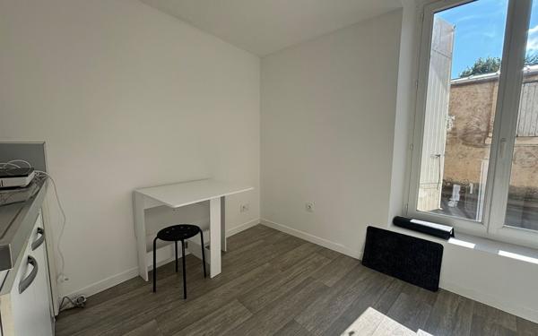 Appartement à louer    1 pièce • 11,49 m2 Poitiers