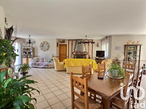 Maison à vendre 6 pièces 143 m² Salles