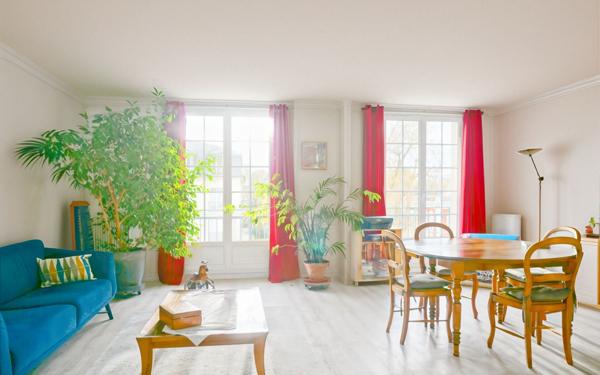 Appartement à vendre    5 pièces • 97,09 m2 Versailles