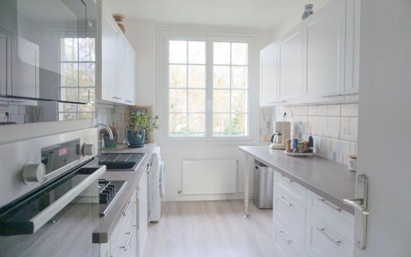 Appartement à vendre    5 pièces • 97,09 m2 Versailles