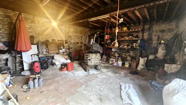 Maison 50 m2 à rénové fort potentiel AXE LA FERE-LAON