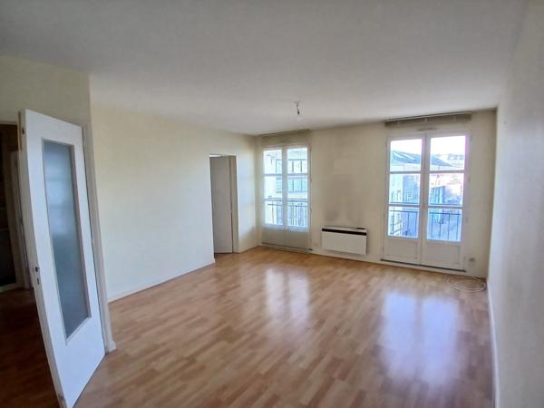 Appartement 3 pièces 70m² Centre-Ville Préfecture