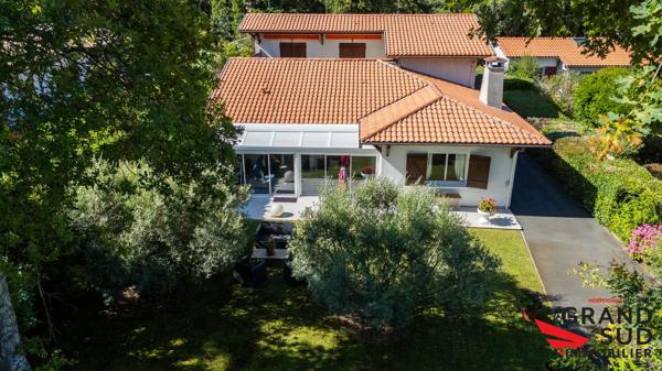 ARCACHON – PROPRIÉTÉ D'EXCEPTION DE 260 M² SUR JARDIN PAYSAGER – VIAGER OCCUPÉ SANS RENTE
