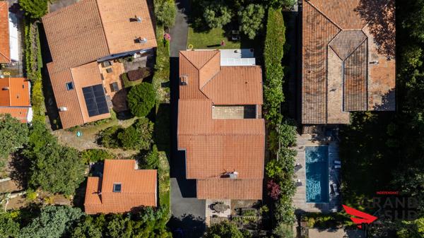 ARCACHON – PROPRIÉTÉ D'EXCEPTION DE 260 M² SUR JARDIN PAYSAGER – VIAGER OCCUPÉ SANS RENTE
