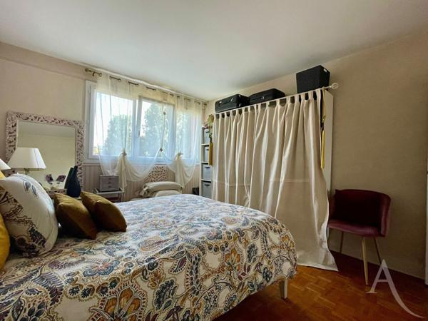 Appartement Aubergenville 3 pièce(s) 63.18 m2 2 CHAMBRES - CAVE - BALCON