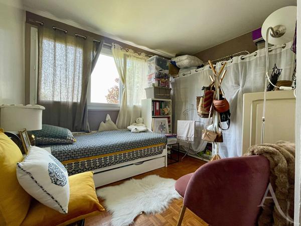 Appartement Aubergenville 3 pièce(s) 63.18 m2 2 CHAMBRES - CAVE - BALCON