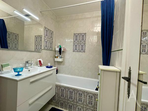 Appartement Aubergenville 3 pièce(s) 63.18 m2 2 CHAMBRES - CAVE - BALCON