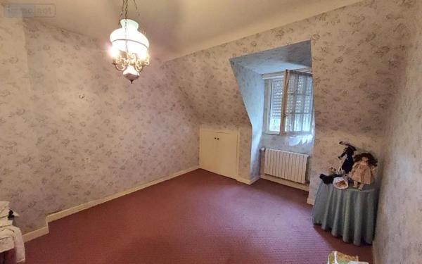 Achat - Maison Carhaix-Plouguer 29270 7 pièces 130 m 2 1599 m 2