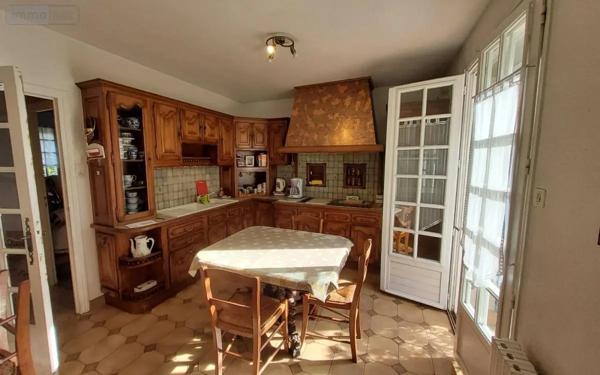 Achat - Maison Carhaix-Plouguer 29270 7 pièces 130 m 2 1599 m 2