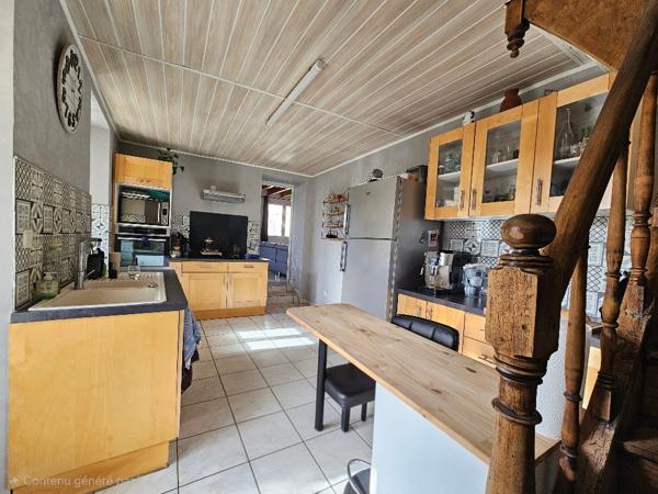Maison La Couronne 4 pièce(s) 89 m2