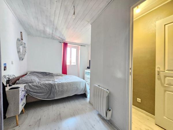 Maison La Couronne 4 pièce(s) 89 m2