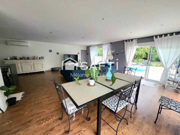 Maison 3 chambres avec un grand jardin et piscine à Marcheprime