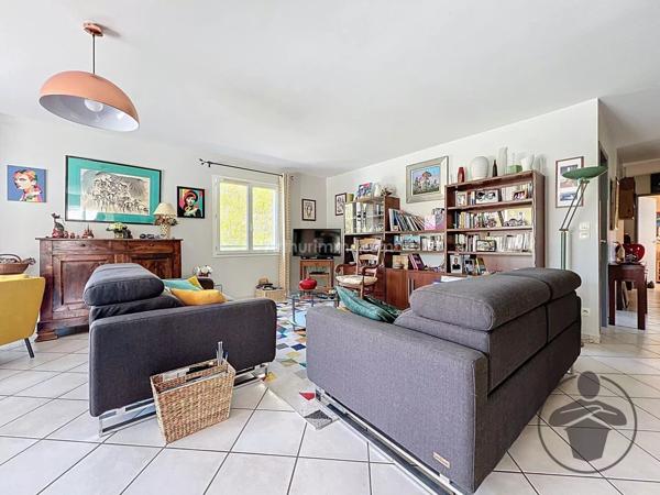 Vente Maison 6 pièces 151 m2 à Montguyon