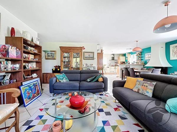 Vente Maison 6 pièces 151 m2 à Montguyon