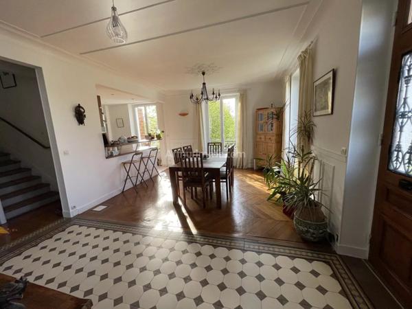 Vente Maison 9 pièces 160 m2 à Soisy-sur-Seine