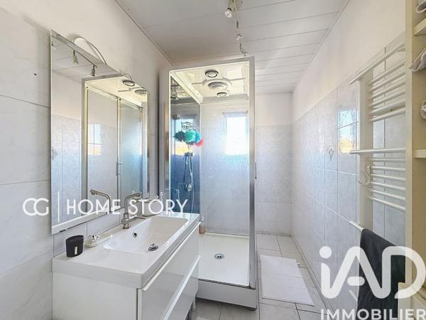 Appartement à vendre 3 pièces 81 m² Sanary-sur-Mer