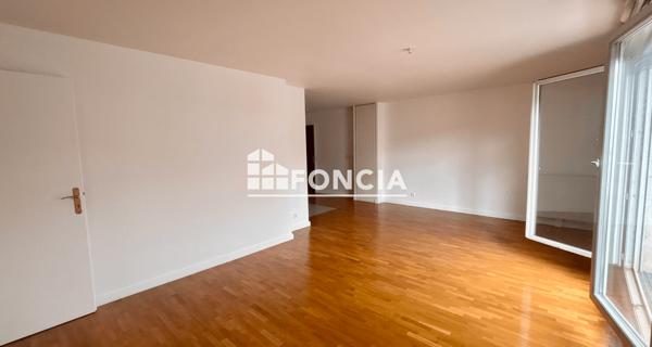 À vendre Appartement 2 pièces 54.2 m² - Paris 75019