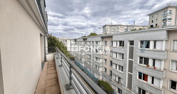 À vendre Appartement 2 pièces 54.2 m² - Paris 75019