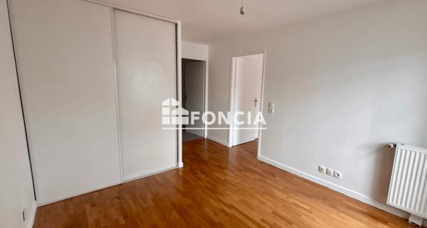 À vendre Appartement 2 pièces 54.2 m² - Paris 75019