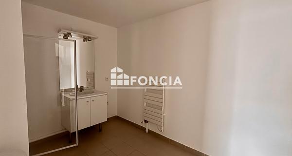 À vendre Appartement 2 pièces 54.2 m² - Paris 75019