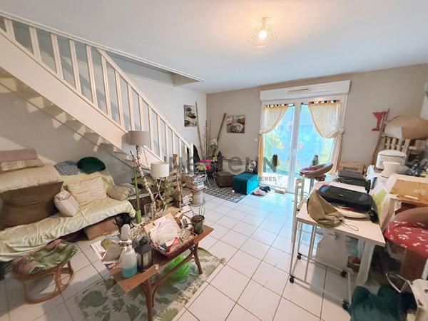 Idéal investisseur - Maison louée à vendre à Beaune Les Mines - 3 pièces - place de parking privative