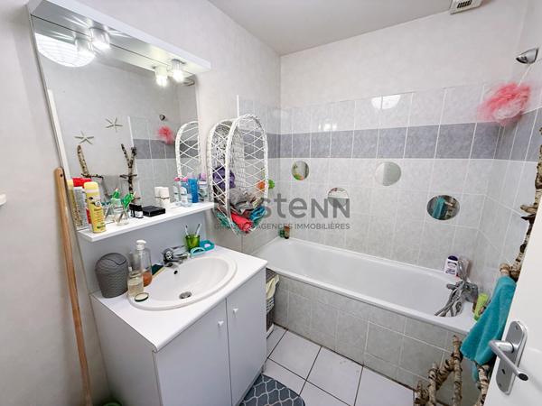 Idéal investisseur - Maison louée à vendre à Beaune Les Mines - 3 pièces - place de parking privative