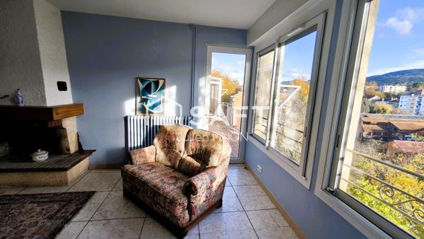 Appartement toit terrasse de 110 m² avec Box privé à d'Apt