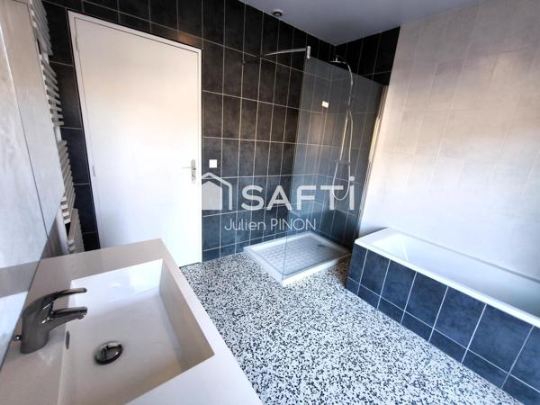 Appartement toit terrasse de 110 m² avec Box privé à d'Apt