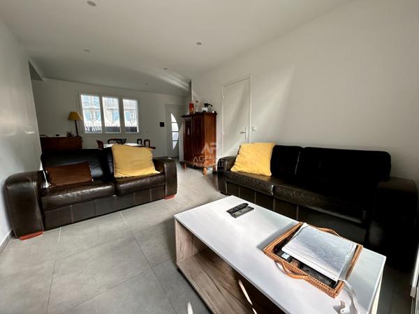 Maison Poissy 5 Pièces 3 chambres €515 000 ** - Référence 7919