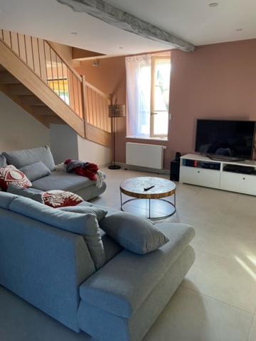 Maison T6 secteur TROYES Ref 567A