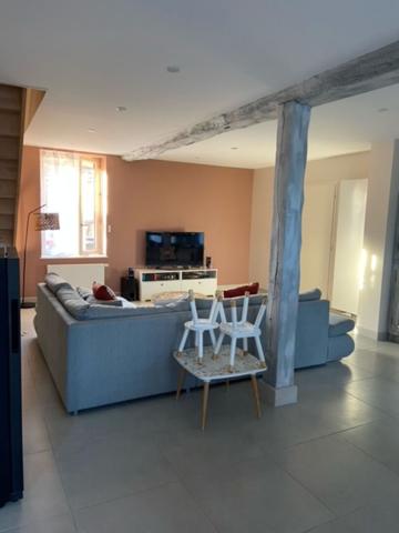 Maison T6 secteur TROYES Ref 567A