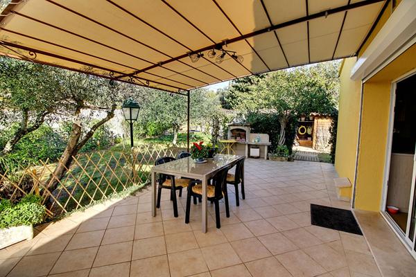 A vendre en exclusivité ! Maison à Lorgues de 5 pièces 132m2 avec Piscine