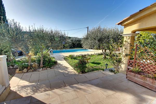 A vendre en exclusivité ! Maison à Lorgues de 5 pièces 132m2 avec Piscine